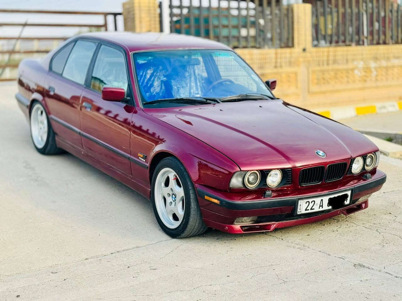 بسم الله الرحمان الرحيم BMW  محرك 525 بلادي كير اتومتيك موديل 1992مواصفات فول فول سلايت ايبيس قفل مركزي زينون كشنات كهربائية تبريد مركزي استري كهربائية داخل صاج كير محرك صدر تايرات كهربائية تبريد شرط سنوي جديد رقم دولي اخوان شراي خابر تدلل عنوان كركوك.  ***********.  ***********.
