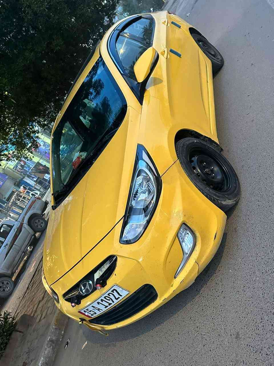 من رخصه الادمن المحترم
اكسنت ١٠١١ خليجي مكفول من الضربه 
بيهه طخه بصيطه ب جاملع خلفي 
مكينه ١٦٠٠ دوش 
رقم الانبار بسمي مصفره هيئه وغرامه 
ورقم دولي وهزه جديده شرط التحويل 
المكان بغداد الغزليه 
السعر 76 وبيهاا مجال بسيط.
رقم *********** واتساب
