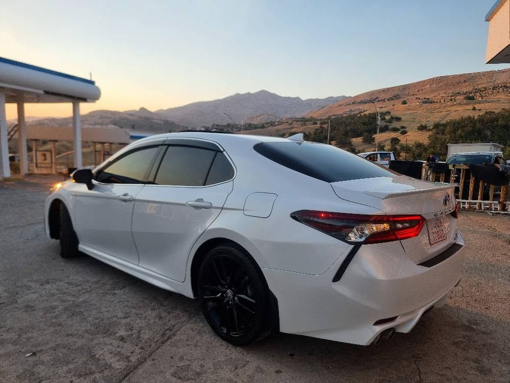 Toyota camry XSE hybrid 2024
فول مواسەفاتە 
چاملغی پێشەوەی لای سەکن بویاغە، لەگەل شوختێک لەسەر چاملغی پشتەوەی سەکن
169,000 Km رویشتوە 
نرخی 238 وەرەقە و مەجال
*********** اكر, نينوى
