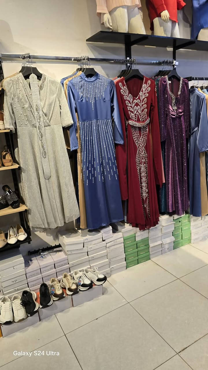 تصفية محل ملابس نسائي
عدد ٧٠٠ قطعة واكثر  سعر15مليون
سعر 15 مليون جمله
مفرد قطعه ب25


**إذا كنت صاحب هذا الإعلان وتريد حذفه لأي سبب، رجاءا أرسل رسالة إلى الدعم الفني**