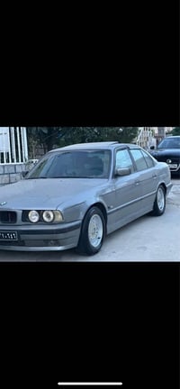 بي إم دبليو 520i • ١٩٩٢ • السليمانية