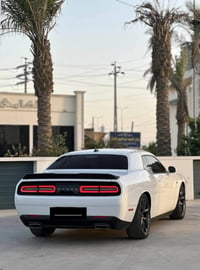 جالنجر 2021 sxt  سياره سعره 150 وبيه مجال  حادثه جاملغ وبنيد  شواصي ول...