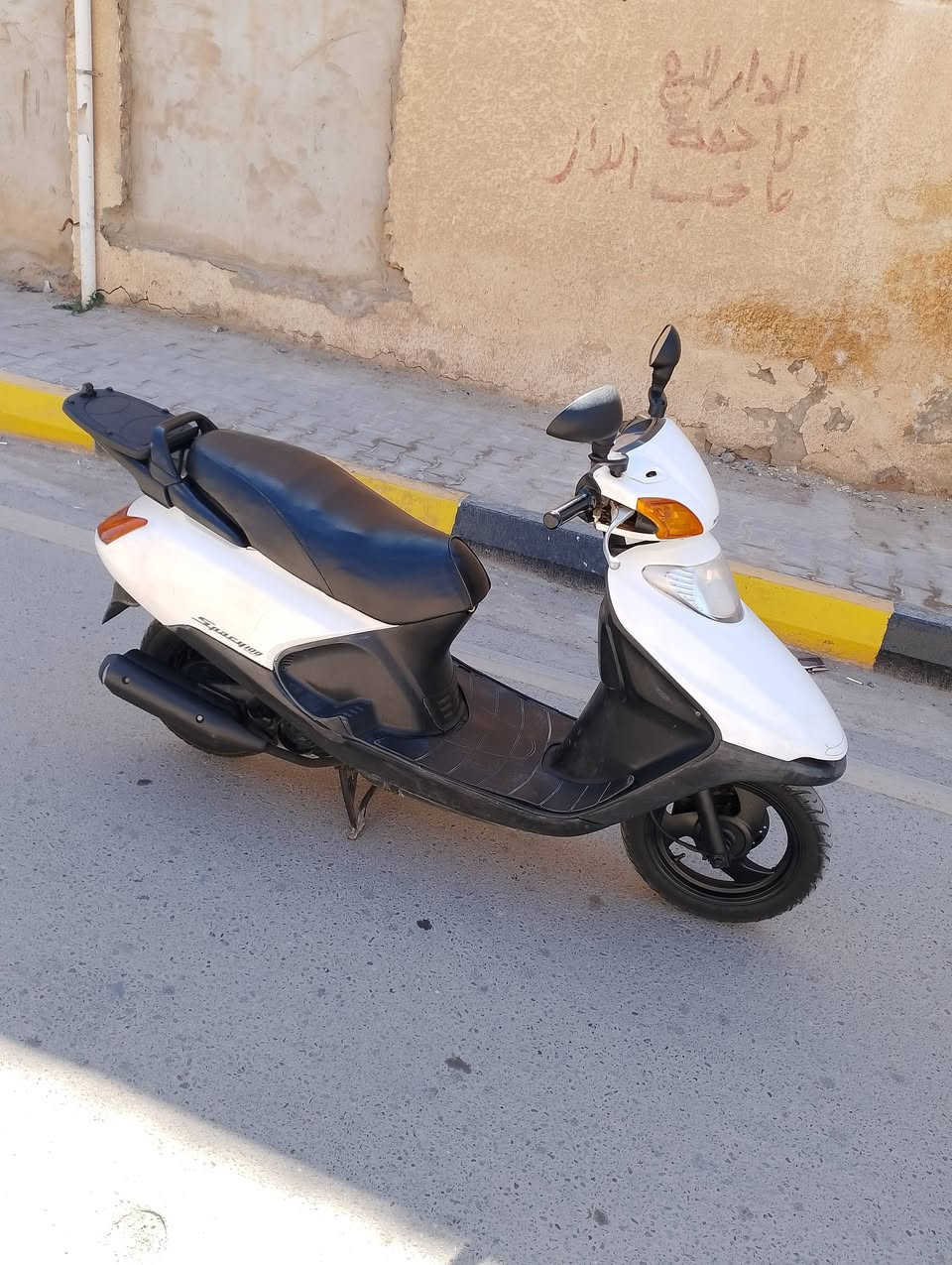 سبيسي ياباني مكينه ناعمه ماتنسمع شلعه ومعدل فول كفرات بلادي كابريتر بلادي الدراجه كله علئ وضع البلاد مفتوحه رايمر اول مره فقط مامتعوبه ابد مكاني كوت داموك شراي يتصل وبخدمته ***********
