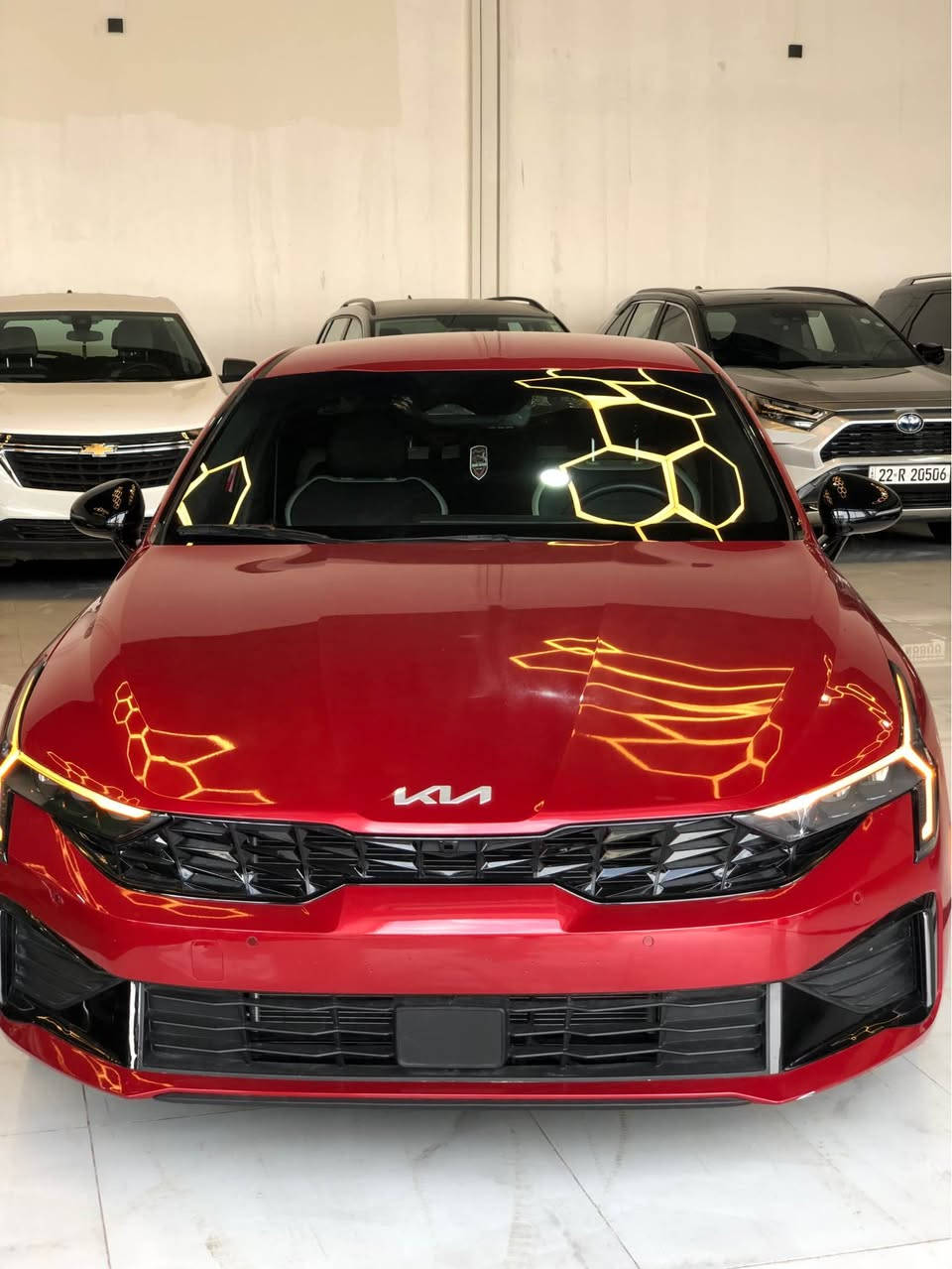 كوردي 
جوري ئوتومبيل:-  كيا K5 GTLine
رةنگ  ئوتومبيل:- ماروني 
موديل ئوتومبيل:- ٢٠٢٥
مواصفات ئوتومبيل:- GT Line فول عدا بانورما 
دعمي ئوتومبيل:- تةنها بونيد ايرباك سيستم 
ماوةي رويشتن:-  13000 مايل 
نرخي ئوتومبيل:- 182$ ورقة 
جوري رةقةم ئوتومبيل:- كاتي هةولير ٣ مانگي لةگةلة بو رةقةم
شوين ئوتومبيل:-هةولير 
0782 452 2011

نوع السيارة:- كيا K5
لون السيارة :- دم الغزال احمر 
موديل السيارة :- 2025
مواصفات السيارة:-  GT LINE فول الفول عدا بانوراما 
عداد السيارة:- 13000 الف ميل 
ضررها :- بونيد فقط بدون دواخل ايرباك سيستم 
سعرها :- 182 ورقة 
نوع الرقم :- كاتي اربيل تترقم شمالي كلفته ١٢ ورقة 
مكان السيارة:-اربيل / شركة مةبةست ئوميد 
رقم تليفون 
0782 452 2011 أربيل, العراق

