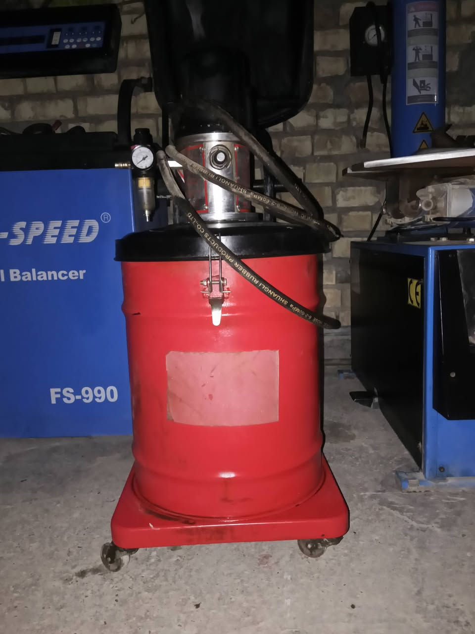 السلام عليكم غراض للبيع بن جرجيه محل كامل الاستفسار عن هذا الرقم ‏‪0788 795 6047‬‏وبيه وتساب
