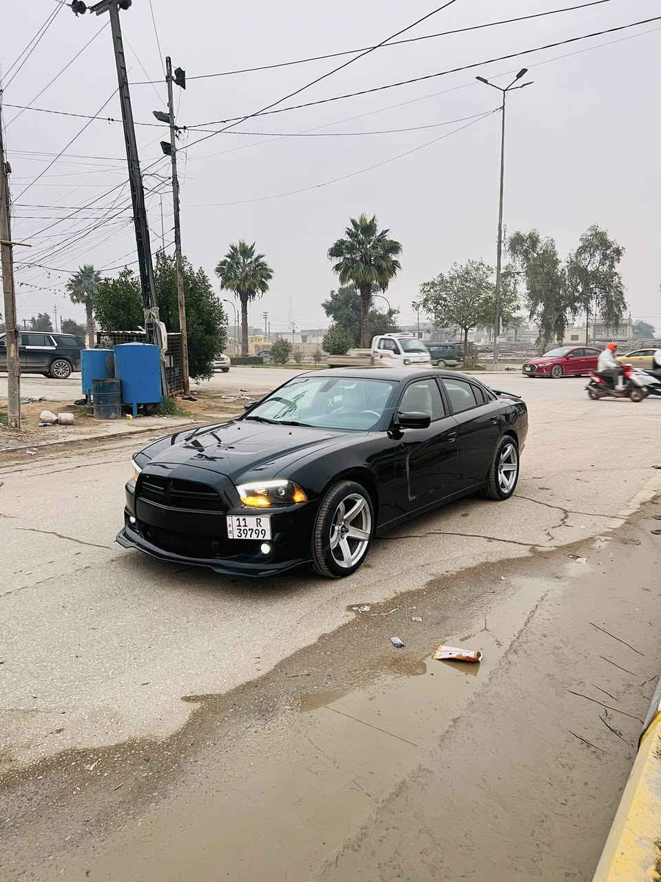 دوج جارجر موديل 2013 مكينة 6 سلندر كير طياره شاشه جبيره داخله كلين ومبدل بيه بالعراق بنيد وجاملغ بدون صبغ بدون دواخل (بلاديات) السياره اكفلك الدواخل لا لغود ولاشواصي الخ رقم بغداد بأسمي سياره مابيه اي نقص السياره جديده بمعنه الكلمه بيه منظومة زنون اصليه مكانها بابل مركز المدينه رقمي ***********
