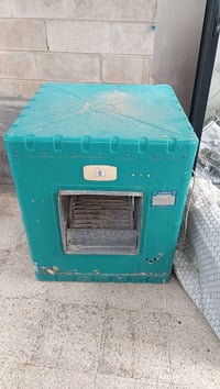 مبرده للبيع مستخدم شي قليل  السعر 90 للتواصل 07708903869