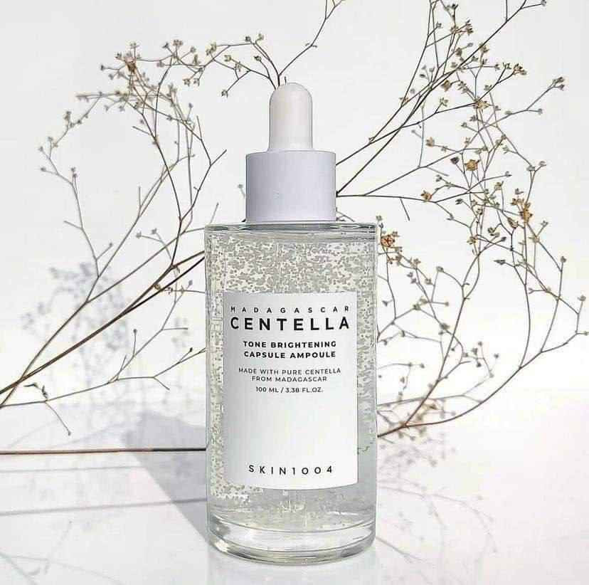 SKIN1004 Madagascar Centella Tone 🇰🇷💯
✅سيروم مدغشقر بخلاصة السينتيلا 

✅الفوائد الرئيسية 
✔️لتفتيح البشرة يساعد على الحصول على بشرة أكثر إشراقًا وأكثر تناسقًا، 
✔️ترطيب البشرة وتهدئتها في قلب تركيبة هذا السيروم  يوجد مكون Madewhite™ الحاصل على براءة اختراع، 
✔️يساعد على تقليل البقع الداكنة وتفتيح لون البشرة، 
✔️استعادة اللمعان الطبيعي لبشرتك، انه مزيج من ثلاثة مكونات - 
✅يساعد على تفتيح البشرة،
✅يحاربة البقع الداكنة، ويوحد لون البشرة،
✅ ويهدئ البشرة ويرطبها
✅ تركيبة خالية من: الكحول والبارابين والعطور المضافة.

#الاصلي المنشأ كوريا 🇰🇷💯
جملة ومفرد
يوجد لدينا توصيل الجميع محافظات العراق✔️ بغداد, العراق


**إذا كنت صاحب هذا الإعلان وتريد حذفه لأي سبب، رجاءا أرسل رسالة إلى الدعم الفني**