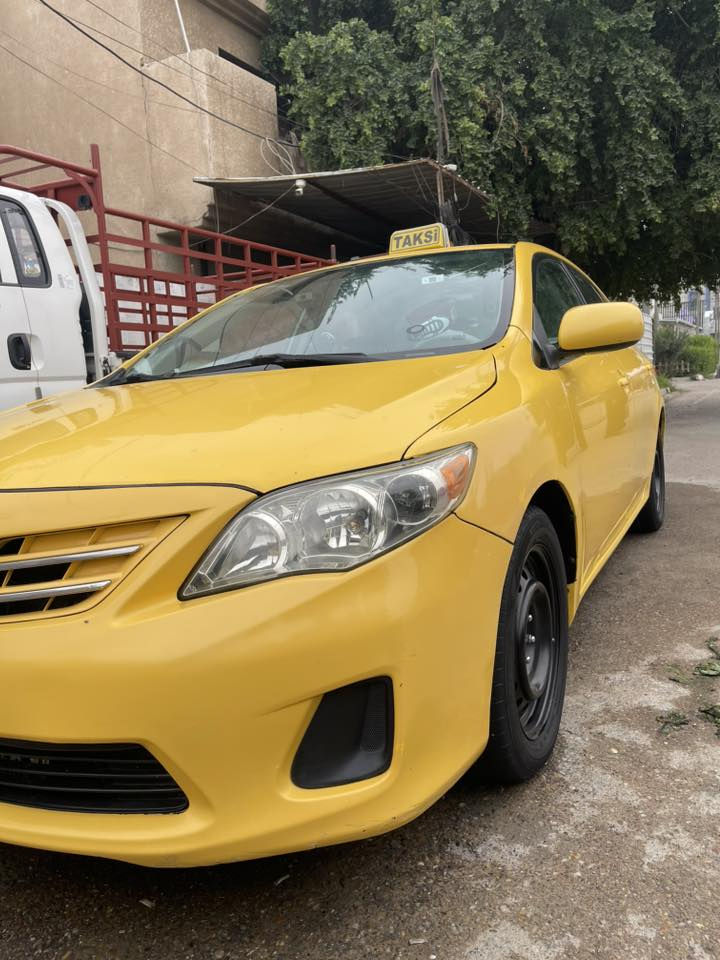 من رخصه الدمنيه كورلا 13 للبيع سياره مخدومه خدمه كامله مكينه 19 جديده حداديه جديده مدوشمه عامه حدثه جاملغ وبنيد بدون دواخل السعر 128وبيه مجال بصيط ملاحضه مكلف بل نشر ***********
