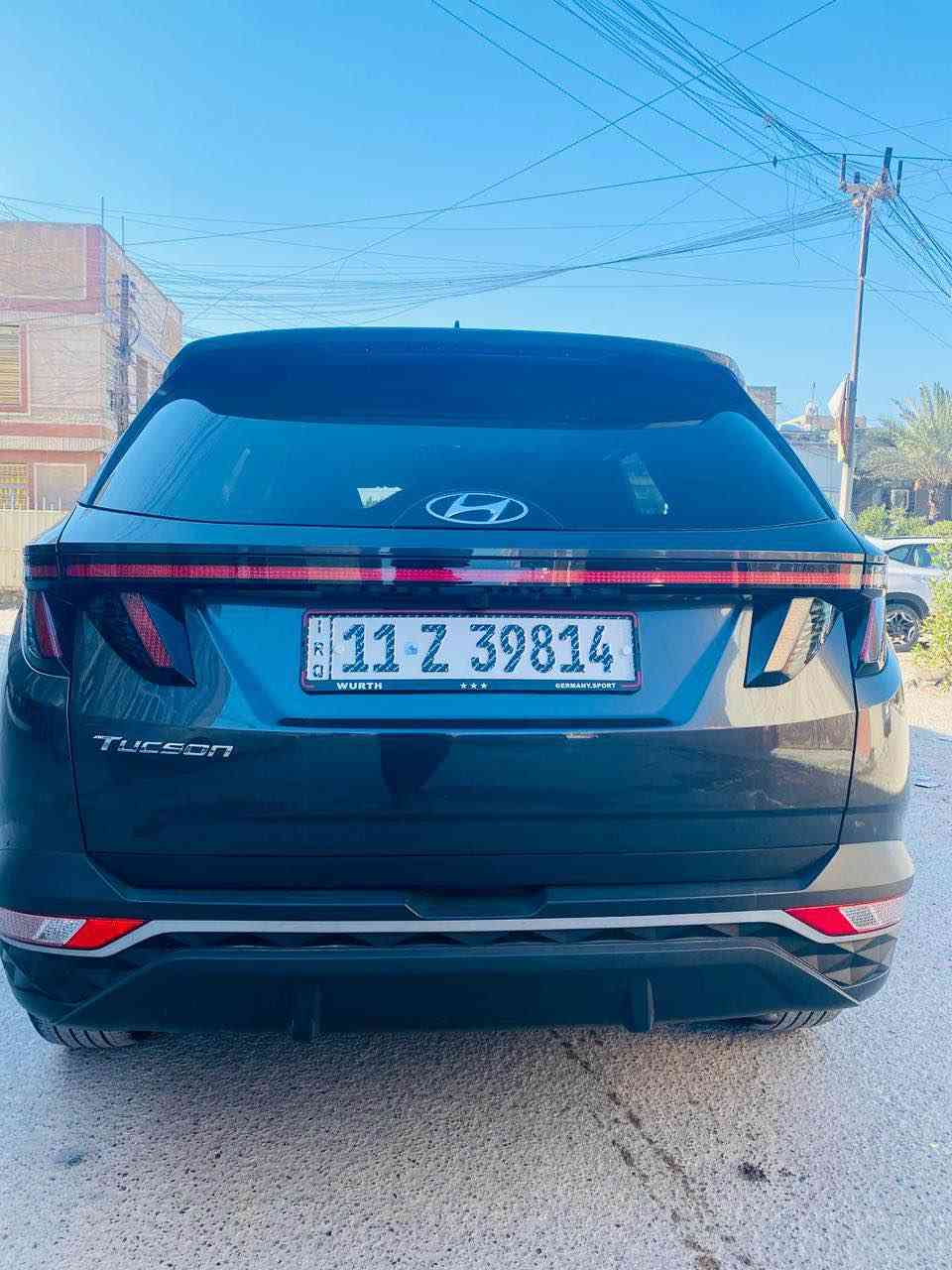 السلام عليكم 
توسان 2023 وارد امريكي 
الحادث داخل المنشور 
جاملغ وبنيد صبغ 
بدون ايرباك 
مواصفات فول 
ماشيه 32 الف
محرك 2500
السعر 185 وبيهة مجال 
العنوان بغداد حي اور 
*********** بغداد, العراق
