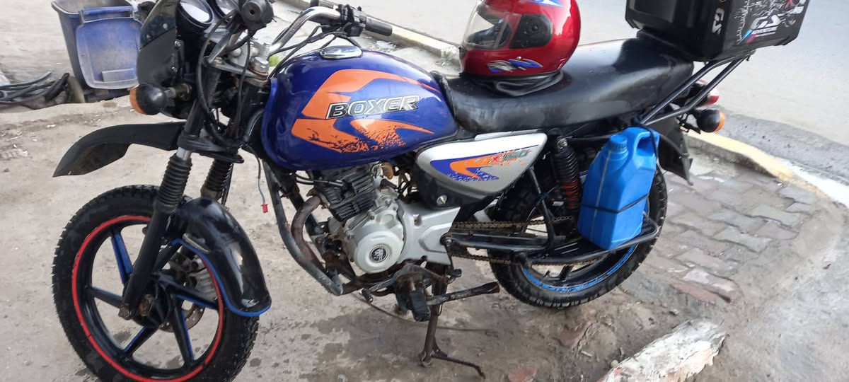 بوكسر جبلي مديل ٢٠ رقم وسنوية واسط السعر مليون ونص ***********
