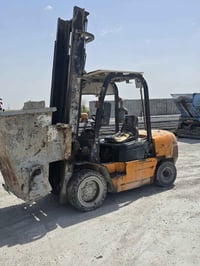 رافعة شوكي • شغالة • مخمور