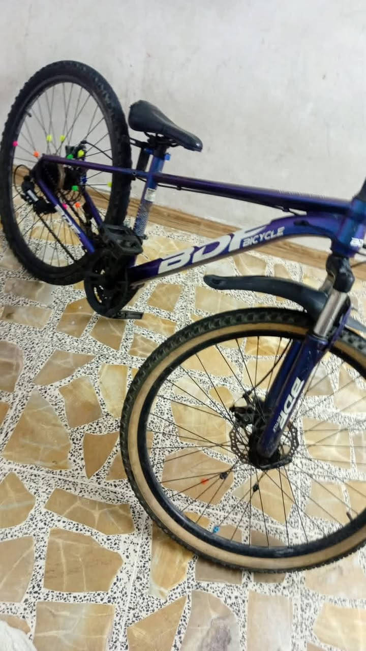 السلام عليكم 
دراجه اوربيه هوائيه نظيفه للبيع السعر 80 الف مكانها بغداد
للاستفسار 
*********** بغداد, العراق
