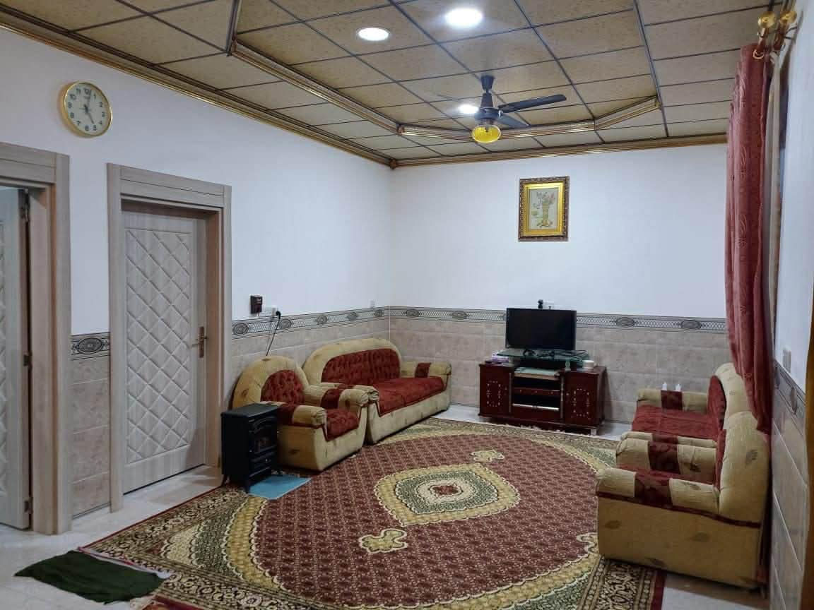 دار 🏠 للبيع حولي زهور نصب على شارع 
مساحه171
واجه 9
نزال 19
5 غرف نوم 🛌
الاستفسار اتصل على ‭٠٧٧٢ ٥٧٦ ١٠٩٩‬
