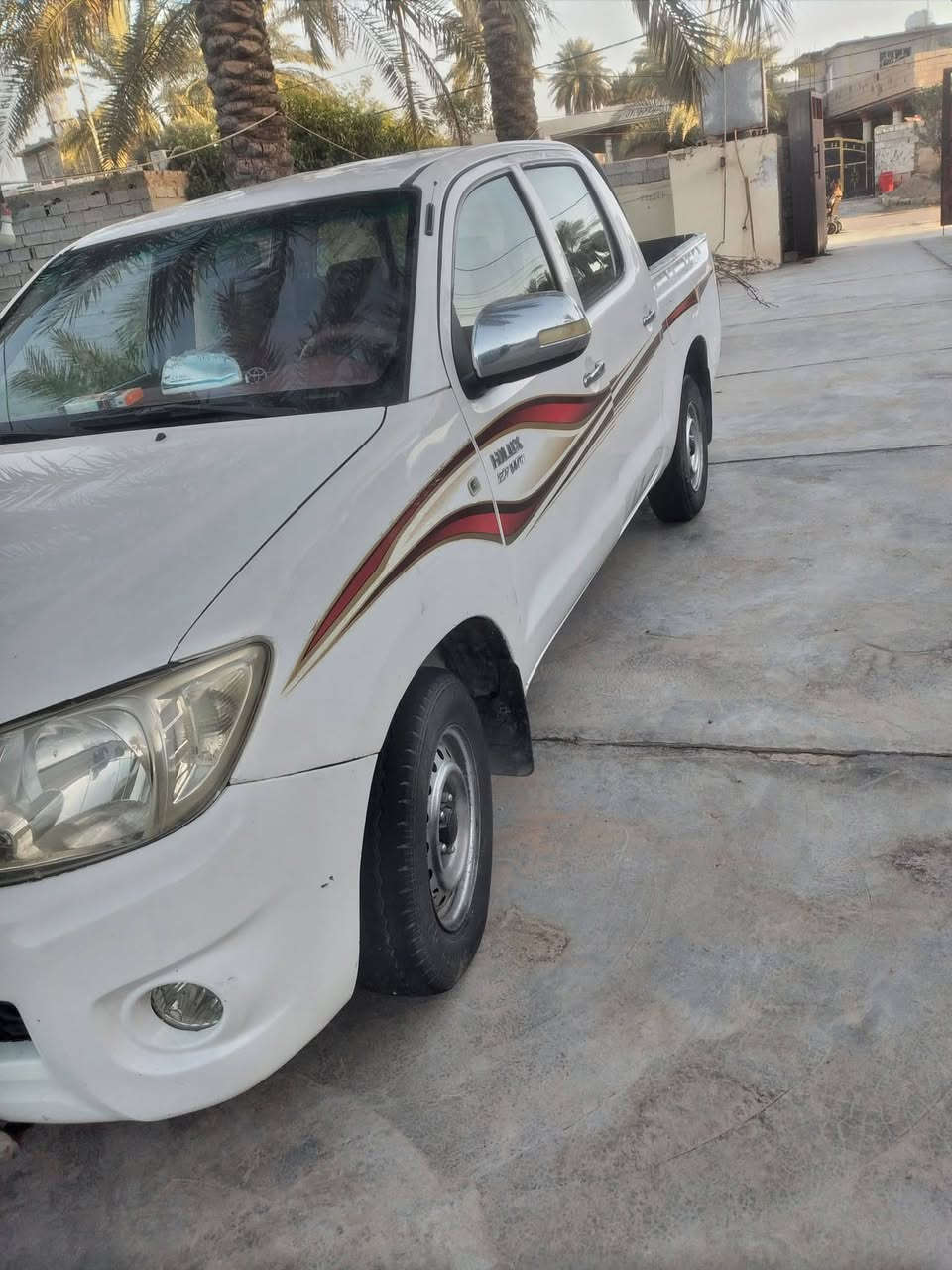 السلام عليكم
سياره تويوتا هايلوكس موديل 2007
شاصي ١٩
رقم بغداد جديد  بسمي السياره تحويل ثاني يوم

الاتصال  ***********
