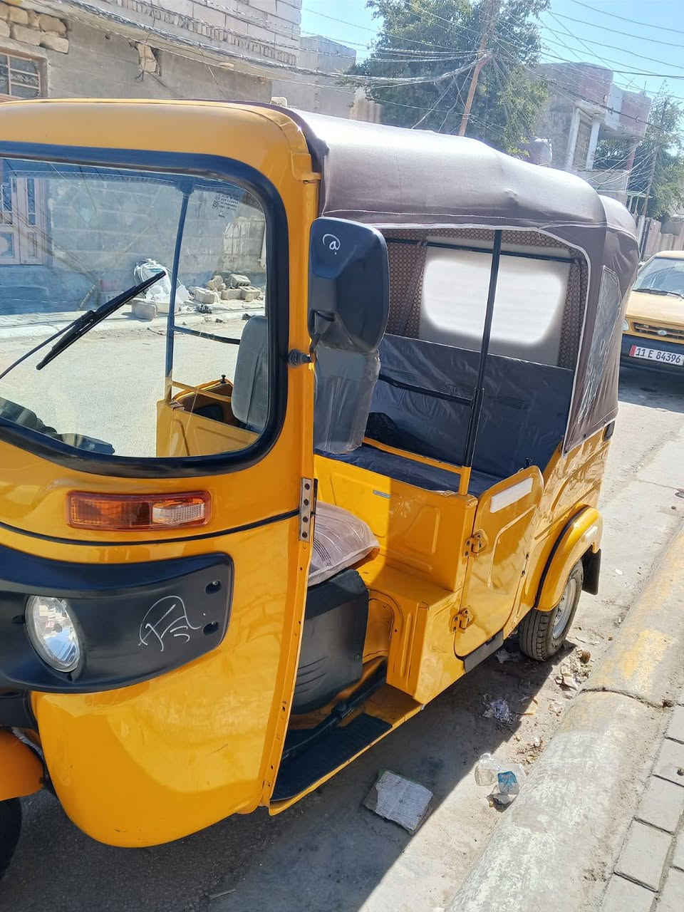 سلام عليكم تكتك للبيع موديل 21 كفالة فقط بارد يم البكلايت لا صبغ ولا معجون رقم كربلاء مكلف للنشر/***********
