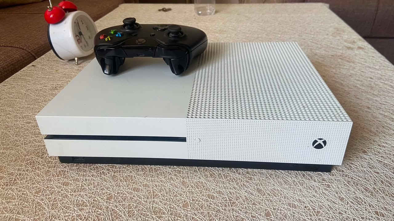 XBOX (one s
للبيع مع كامل المحلقات 
كيبل HD + جويستك
ب170 قفل


**إذا كنت صاحب هذا الإعلان وتريد حذفه لأي سبب، رجاءا أرسل رسالة إلى الدعم الفني**