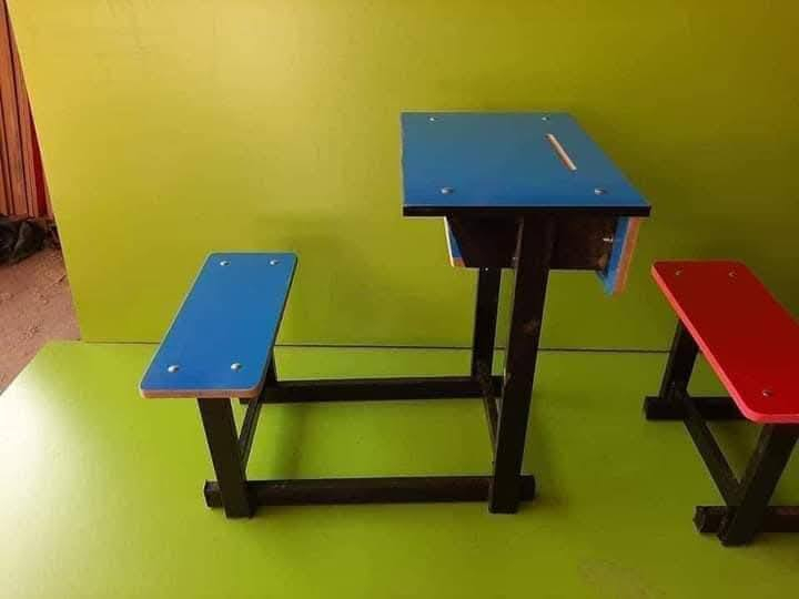 هل تبحث عن تجهيزات حديثة ومتكاملة لمدرستك أو معهدك؟
نحن نوفر لكم أفضل الحلول التعليمية التي تجمع بين الجودة، المتانة، والتصميم العصري لتوفير بيئة تعليمية مثالية للطلاب.
١) رحلة تفرين ٣١ ألف(عرض متر إرتفاع ٧٠+ المقعد ٣٨ ) الخشب Ndf ١٧ ملم تركي الحديد ملم وربع ثقيل. 
٢) رحلة نفر ٢٢ ألف. 
٣) ستول جامعي ٢١ ألف. 
٤) سبورات ٢٤٠×١٢٠ السعر ١٠٠ الف. 
٥) مسطبة بدون يدة ١٠٠ ألف. 
٦) مسطبة قياس ١٥٠ سنتيم ١١٠ الف
عنوان بغداد للتواصل على هذه الارقام التاليه. 
‏‪0770 640 6778‬‏
***********
