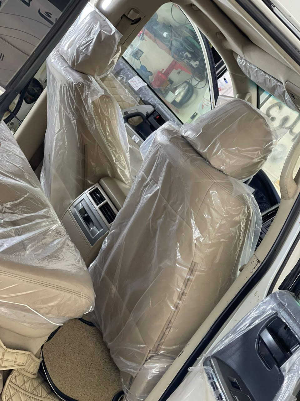 يالله ادوات ادوات ادوات لاندكروز 2009 محدث 2021 داخل وخارج 8V بانزين حاويه بدون لا كص ولا فتح السياره دخول جديد جاهزه من كل النواحي مكينه كير 100/100 اتعهد من الكص والسرقه والعشائر العنوان بصره
السعر 160 بيها مجال قليل 
*********** بدون مراوس بيع فقط
