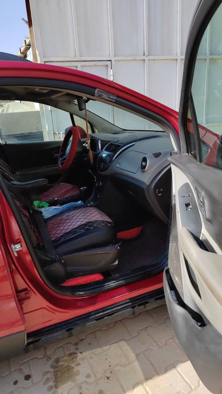 شوفرليت تراكس ضربة بنيد والجنة السعر ٩٥ورقة
*********** النجف, العراق
