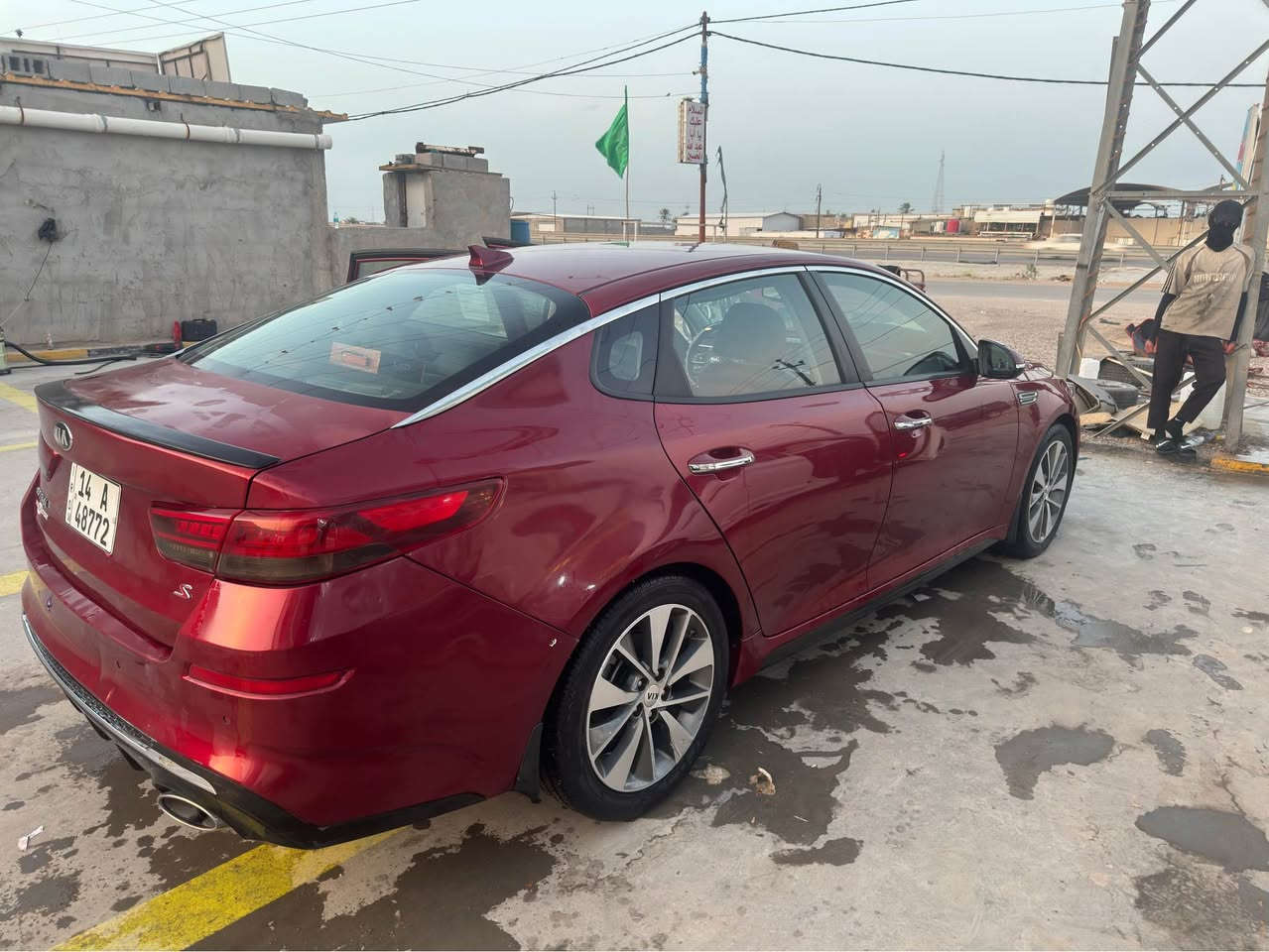 كيا اوبيتما 2019 وارد امريكي رقم بصره باسمي تحويل ثاني يوم
فول مواصفات ماعدا البانوراما الفئه S 
حادثه مدكر خلفي مثل ماموضح بالصوره
محرك 2400 جي دي اي مامفتوح 
العنوان البصره القرنه ***********
مكلف بالنشر البصرة, العراق
