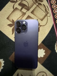 ايفون ١٤ برو ماكس لون المميز بنفسجيي بطاريه ٨٢ نظافه الجهاز ١٠٠٪؜ فقط ...