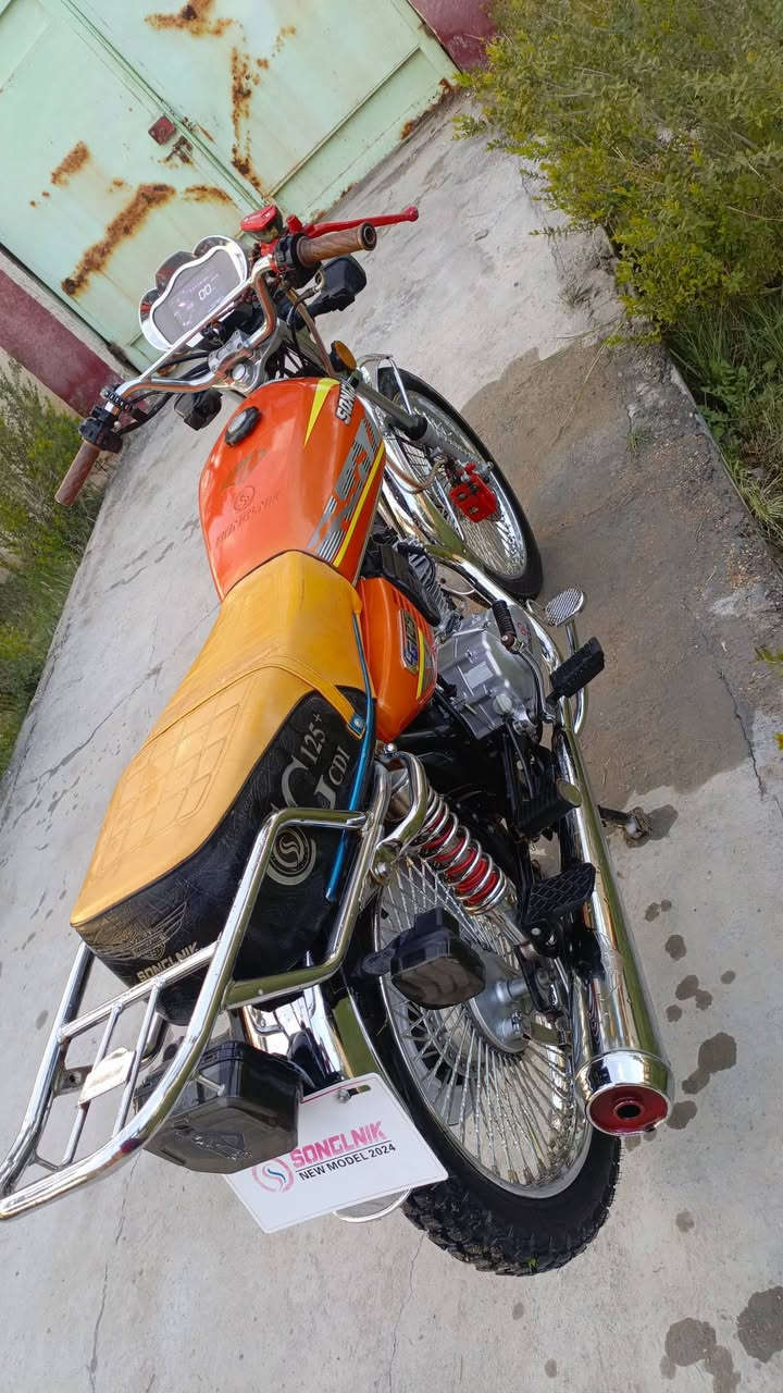 السلام عليكم
تايكر موديل 25 اوراق أصولي السعر 675 وبها مجال قليل. مكان المحاويل.


**إذا كنت صاحب هذا الإعلان وتريد حذفه لأي سبب، رجاءا أرسل رسالة إلى الدعم الفني**