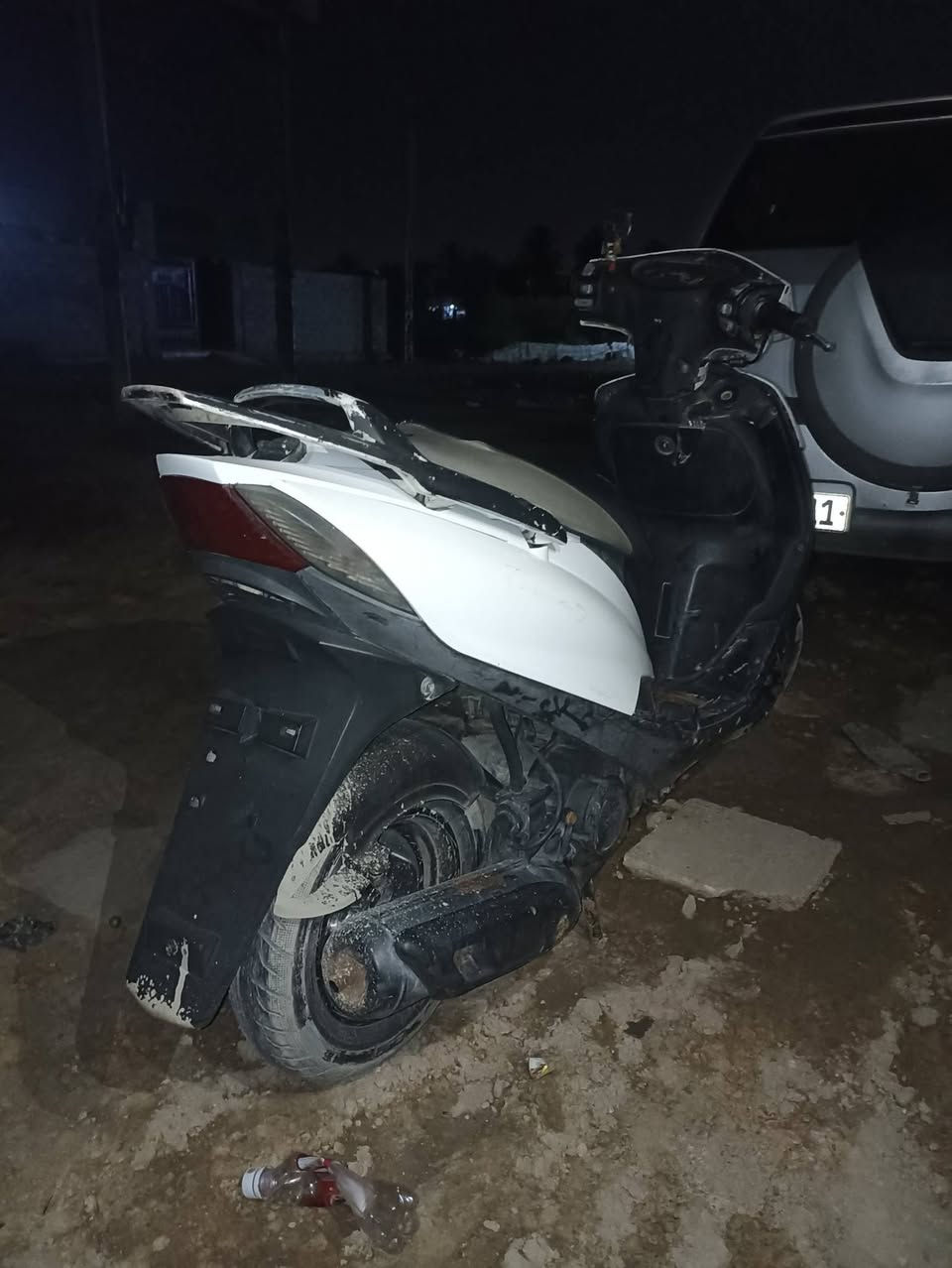 جي تي ار ثعلب 
كهربائيات كله شغاله ماعوزه برغي 
مكاني ناصريه مركز السعر ٤٠٠وبيها مجال قليل او مراوس ماكس


**إذا كنت صاحب هذا الإعلان وتريد حذفه لأي سبب، رجاءا أرسل رسالة إلى الدعم الفني**