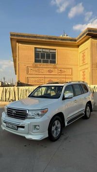 لاندكروز GXR • ٢٠١٣ • جلد