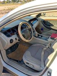 فورد تورس خليجي٢٠١١ مراوس فقط اكسنت أو فورتي أو سيراتو لون ابيض او سلف...