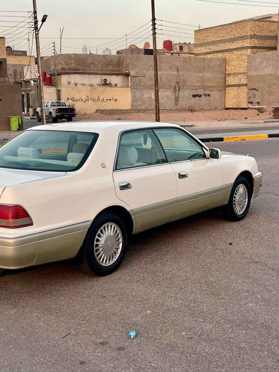 السلام عليكم راس ثور فلات محزم لون ابيض صدفي رقم بصره مشروع وطني مكفوله كص ونقل سنويه ٢٩ كير ومحرك ٢ ونص فيفيتي كفاله تخم تاير حداده تبريد وي سويج سياره مسستمه تغير لون فقط  السعر ٨٣ بيها مجال/ البصره القرنه *********** مكلف ب النشر
