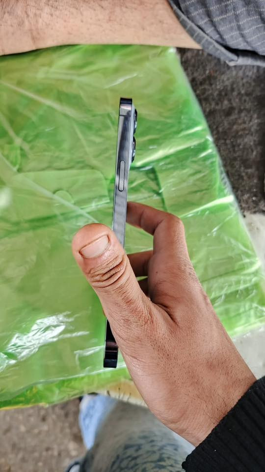 آيفون 13 برو ماكس ذاكرة 256 جهاز مكفول ما مفتوح ولا مرفوعه بطارية بطاريته 80 جهاز نضيف جدا بدون ملحقات فقط شاحنة سعر 650 وبي مجال


**إذا كنت صاحب هذا الإعلان وتريد حذفه لأي سبب، رجاءا أرسل رسالة إلى الدعم الفني**