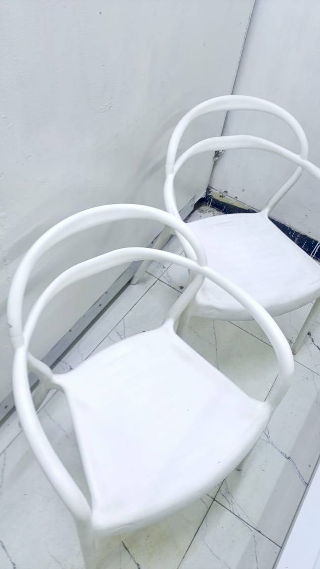 كراسي ٢ بلاستك و ١ ستول للبيع
للتواصل اتصل على الرقم التالي:
***********
