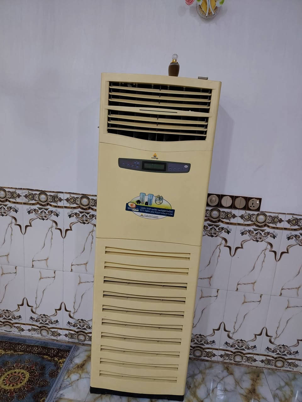 سلام عليكم سبالت البيع ٤طن و ٥ طن شغالات ثنينهن ومناسبات *********** بيه واتساب
