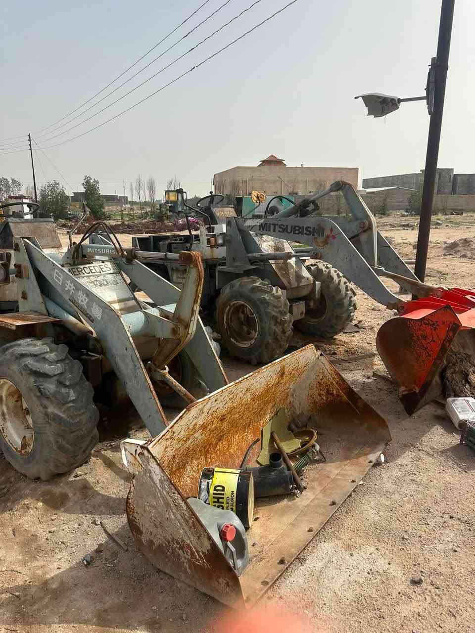 البيع شفلات عدد ثنين مستبوشي يحتاجن ترتيب بسيط منفيسات تايرات حداديه جدد تفاصيل اتصال ***********
