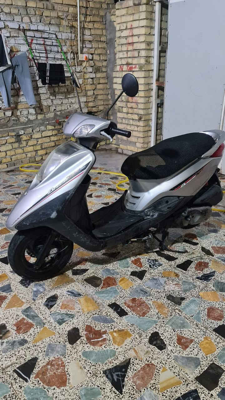 دراجه بريز مكفوله ختم واحد سعرها
خاص وبيها مجال العنوان ميسان حي الجهاد 
***********
