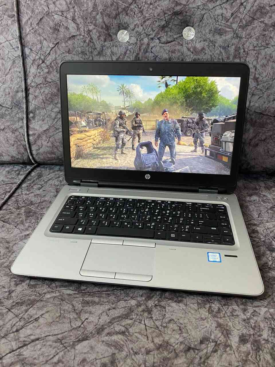 من رخصة الادمن السلام عليكم لابتوب hp مواصفات راقية استخدام شخصي نظيف كلش مستخدم شهر للبيع بسعر مناسب 235 ألف أقوى لابتوب ممكن تحصله بهالسعر يشغل كل شي اللابتوب مكفول عالفحص من كل النواحي تفحصه يلا تدفع حقه

مشغل عليه كل أنواع الألعاب مثل GTA 5 وببجي وكول اوف ديوتي وباتلفيلد وبيس وغيرهن من الألعاب القوية

ومشغل عليه كل أنواع برامج الهندسة مثل الاوتوكاد والماتلاب والآردوينو وبرامج التصميم مثل الفوتوشوب والاليستريتور وبرامج المونتاج مثل البريمر برو والسوني فيغاس وبرامج الطباعة مثل الادوبي ريدر والاوفيس والوورد والاكسل والبور بوينت وكل تطبيقات مواقع التواصل الإجتماعي وغيرهن من البرامج القوية

مواصفات اللابتوب:
النظام ويندوز 11 برو 64 بت (مفعل مدى الحياة) بأحدث التعريفات والبرامج والألعاب
المعالج قوي جداً الجيل السادس CORE i5 بسرعة عالية 2.50 GHz
الهارد 256GB SSD اسرع واحدث نوع M.2
الرام 8GB سريع جداً نوع DDR4
كارت شاشة انتل 4GB نوع عالي الاداء
حجم الشاشة 14.1" إنش فول HD دقة عالية جداً
الشاشة قابلة للفتح 180° درجة
قارئ اقراص CD/DVD
يحتوي على بلوتوث + وايفاي
يحتوي على كاميرا امامية
يستقبل سيم كارت ورام
بطارية ممتازة تشغيل مستمر حوالي 3 ساعات
بي كل أنواع المنافذ: 2 منافذ USB ومنفذ تايب سي ومنفذ HDMI ومنفذ LAN ومنفذ هيدفون

ملحقات اللابتوب شاحنته الأصلية 65W واط والجنطة بغداد, العراق


**إذا كنت صاحب هذا الإعلان وتريد حذفه لأي سبب، رجاءا أرسل رسالة إلى الدعم الفني**