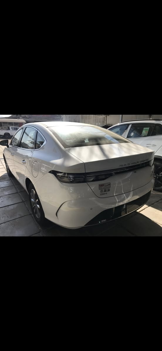 Byd دستروير
2025
زيرو 

كامل الاضافات لون ابيض

السعر 19 مليون صافي 

العنوان بغداد/ النهضه

***********
