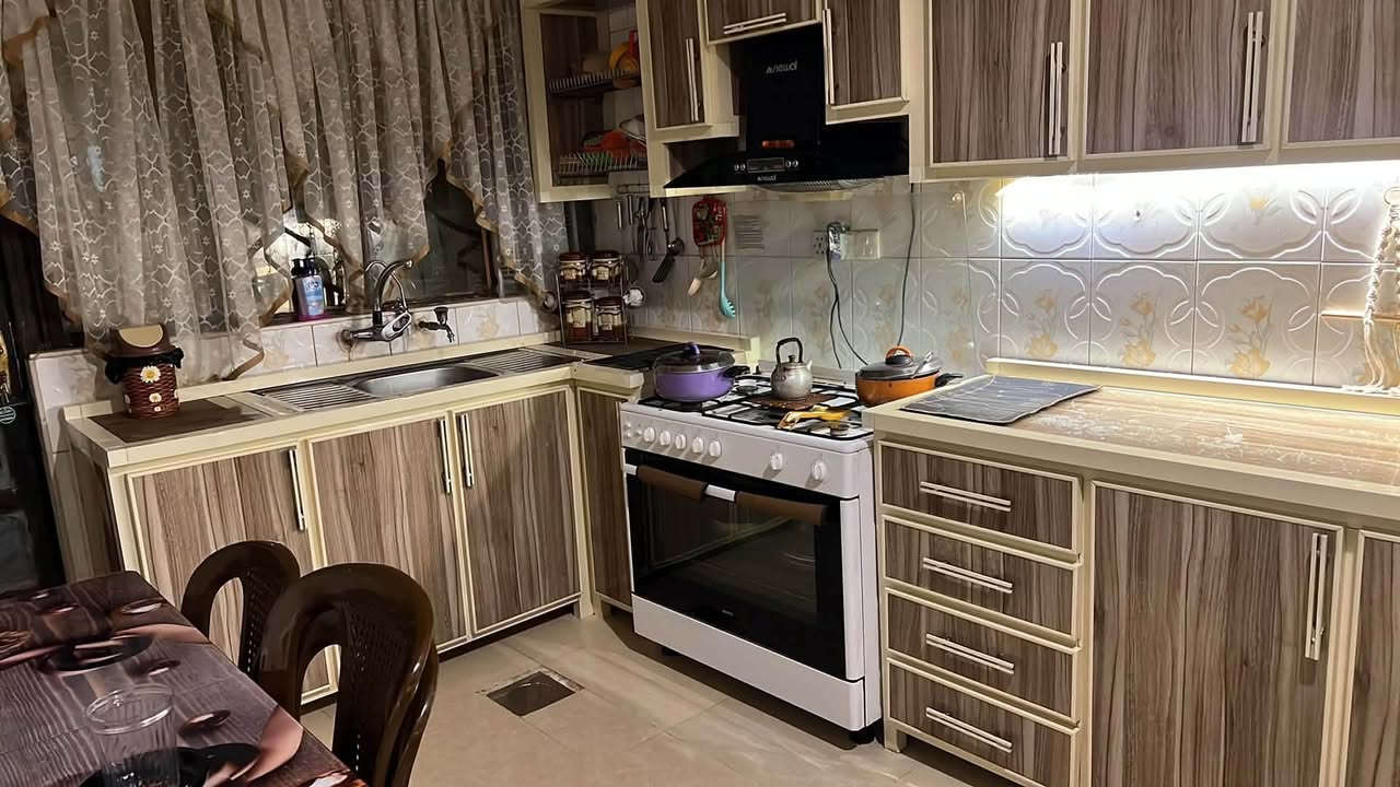السلام عليكم
كاونتر 3 قطع  6 امتار ارضي4 امتار ملحق نظيف كلش مابي اي ضرر مثل مابين بالصور السعر 550 وبي مجال بسيط مع ميز طعام هدية العنوان موصل حي الجامعة للأستفسار اكثر ع الخاص


**إذا كنت صاحب هذا الإعلان وتريد حذفه لأي سبب، رجاءا أرسل رسالة إلى الدعم الفني**