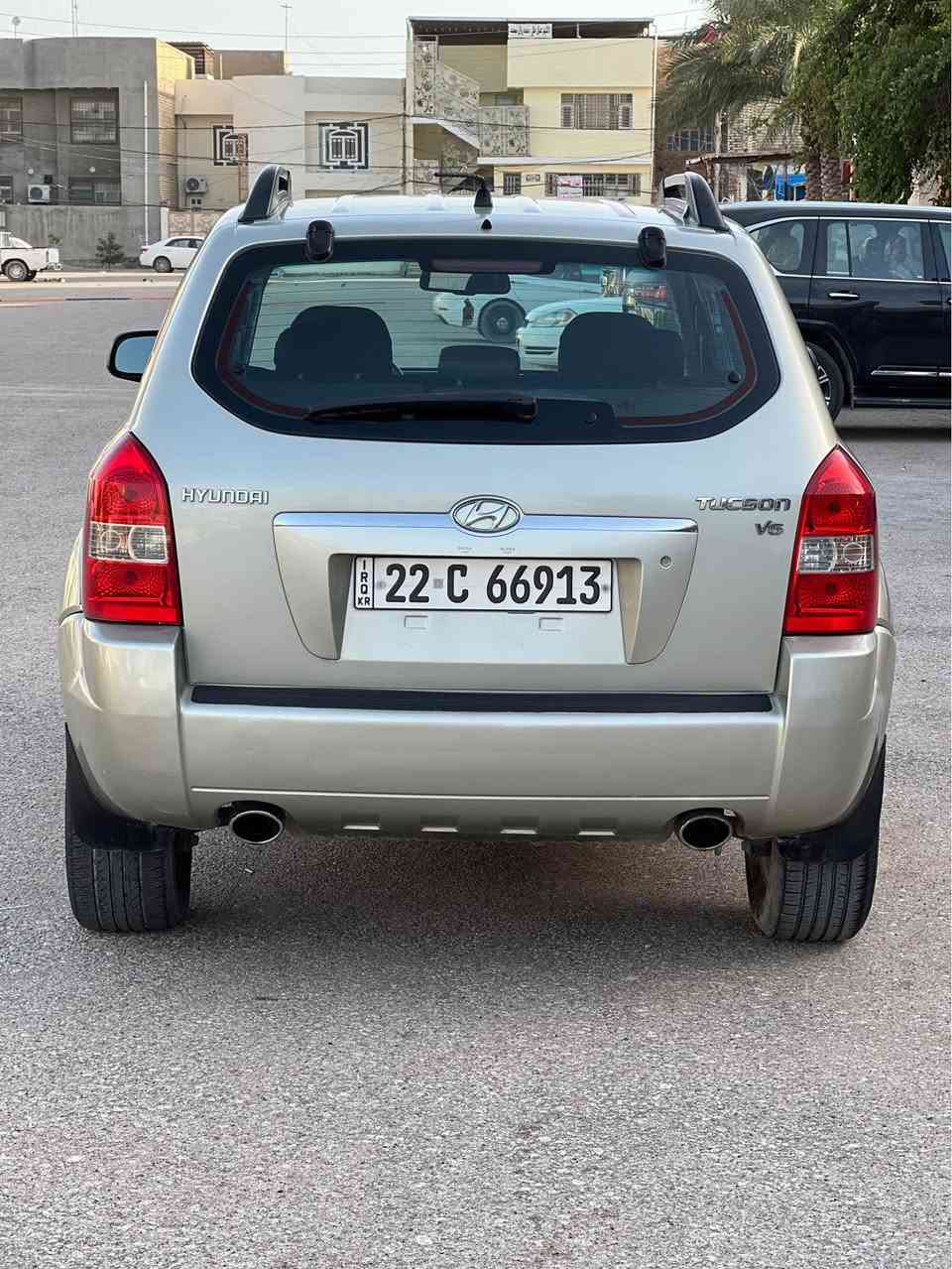 سلام عليكم ،،
   هيونداي توكسان 2006فول مواصفات    
6 سلندر   
فور ويل 
ويل كب 
شاشه
فتحه 
تخم تاير 
تبريد ثلج 
ريمونت دبل سويج
سياره حيل نظيفه على وضع الشركه فحص وهزه وسنويه ورقم كله جديد
كير ومحرك وتحويل وكاله  بشرط 
السياره مكفوله من الصبغ
ماشيه122
السياره  نجف 
السعر  109 وبيه مجال  
الاتصال او واتساب  *********** النجف, العراق
