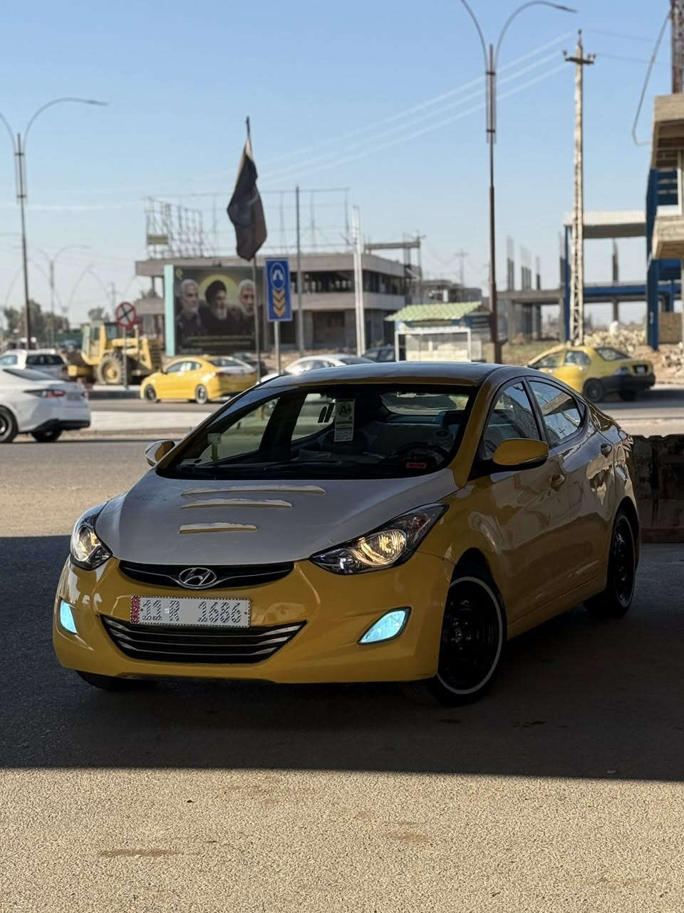 السلام عليكم شباب الانترا 2012 حادثهة دعاميه اماميه فقط سيارة ليبل واحد مكفوله من الضربه رقم بغداد نكليزي مميز بسمي خطهة جوال مصفرة مكينه جديدة صدر امامي خلفي جديد تخم تاير خط ابيض سيارة جاهزة للاخير سعرهة 88 وبيهة مجال بسيط للاستفسار *********** مكاني ديالى بعقوبه
