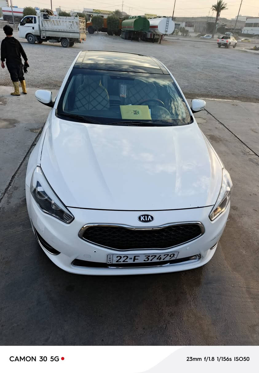 السلام عليكم كادنزا خليجي  14 vip الفئه الاولئ   رقم شمالي باسمي السعر 136 وبيه مجال بسيط للشراي وترهم مراوس حسب القناعه ب النترا 17او18 او كورلا 14فما فوق للتواصل ***********
