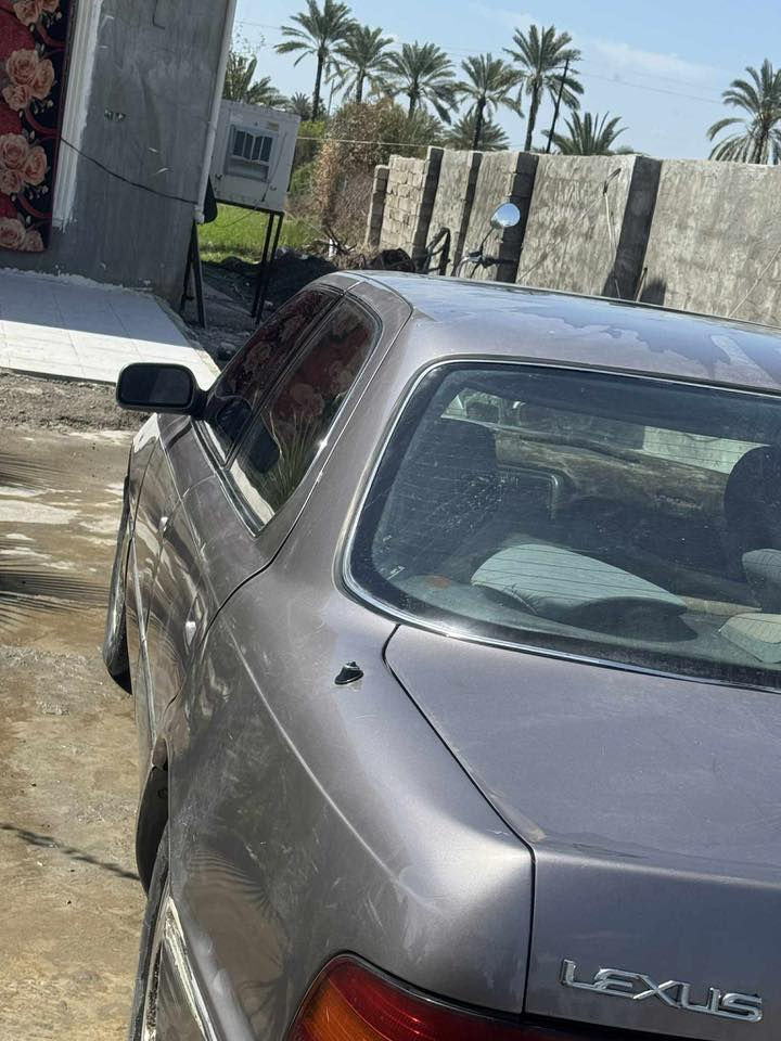 سياره جاهزه للبيع  لكزز محرك8سركة تبريد ثلج وحش الشارع *********** اتصل ودلل السعر 75وبيها مجال
