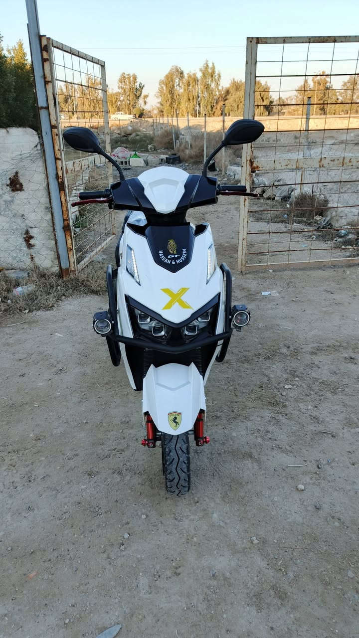 سلام عليكم دراجه سكنس GT  دراجه نضيفه حيل ملفهه 3000
اريدهه مليون 50 وبيهه مجال مكان بغداد أبو غريب الحصوره ‏‪***********‬‏ متواجد وتساب وفيس
