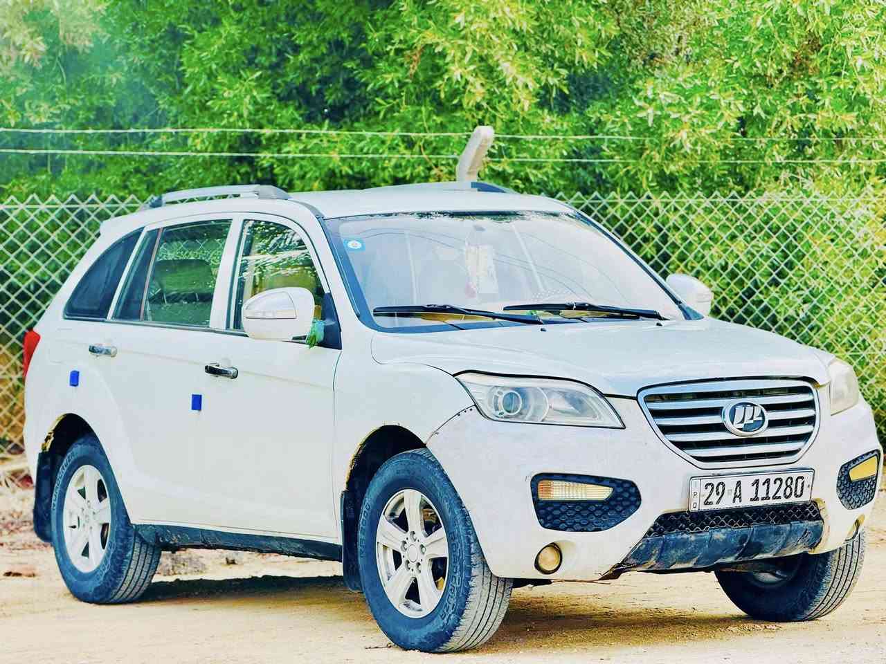 السلام عليكم ليفان اكس 60للبيع موديل 2013رقم واسط إنكليزي مكينه وكير وحداديه خير من الله بيها مكانات صبغ السياره بأسمي تحويل مباشر العنوان بابل السعر53  للأستفسار ***********’
