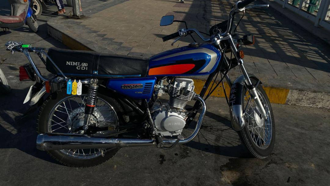 دراجه 4 كير للبيع 
موديل 2025 شهر 7 
اوراق سكنر بأسمي 
700 الف وبيها مجال 
عنوان / كربلاء / حي الاطارات 
***********
