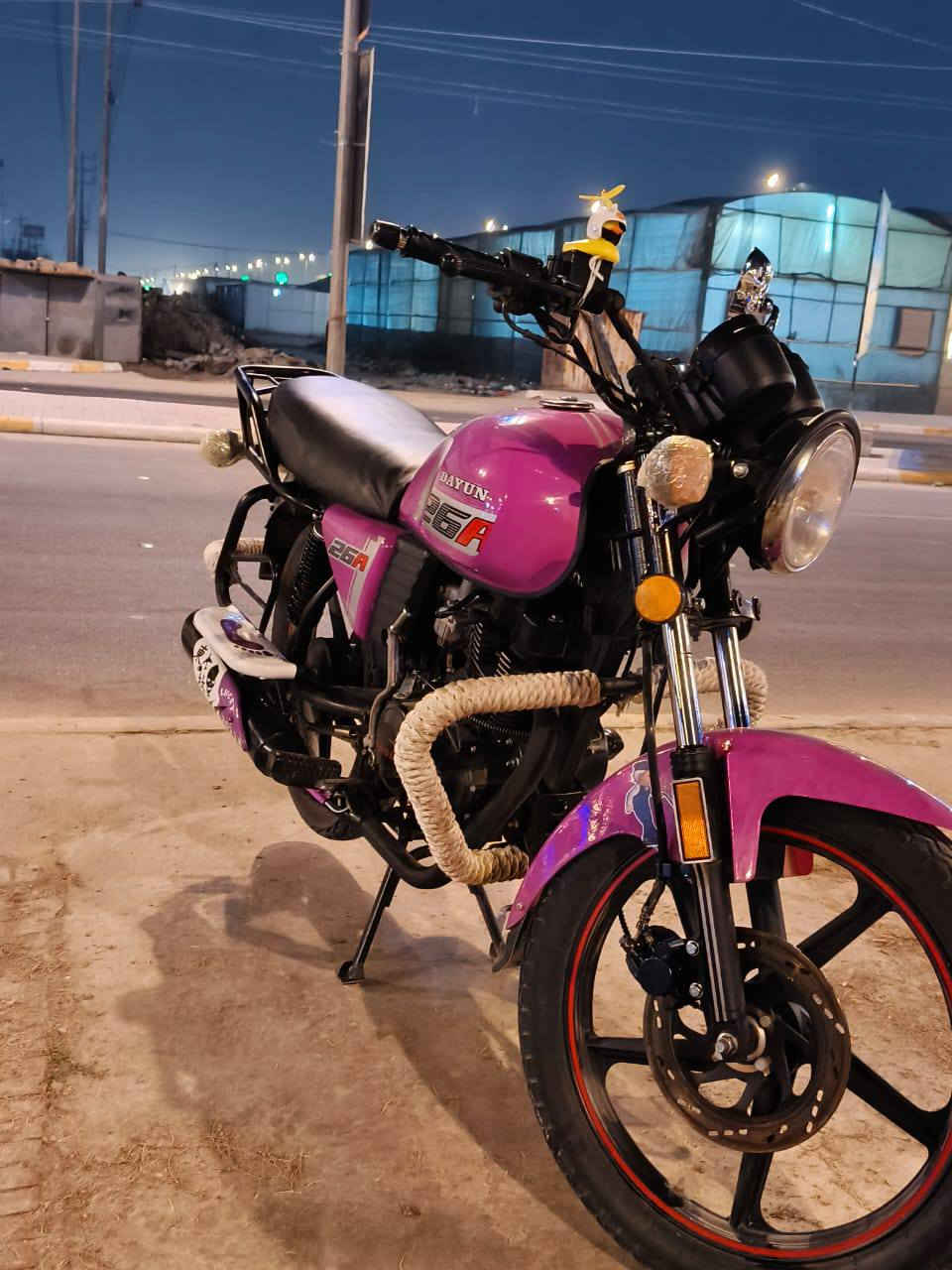 السلام عليكم
دايون 2023 كفاله عامة
علواني النجف الأشرف ناحية الحيدرية خان النص
قرب مستشفى الصين 
أوراق اصولي 
السعر مليونين ومية وبيها مجال
***********
