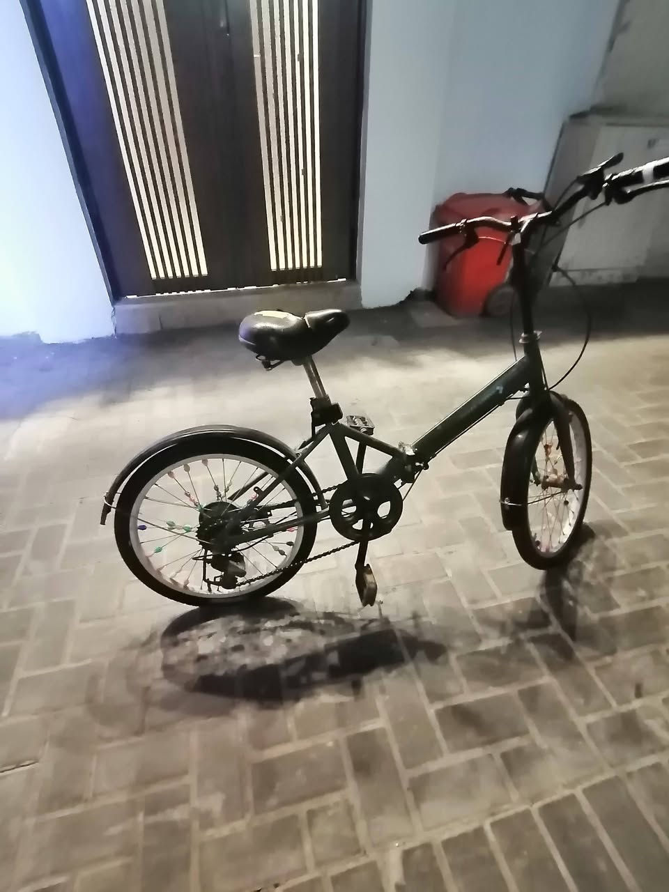 بايسكل للبيع ياباني عكرب نظيف كلشي ما بي
سعر ب60
العطيفيه
***********
