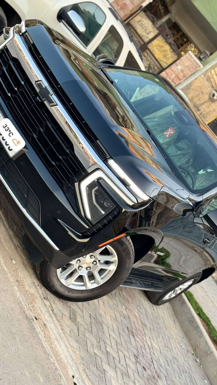 تاهو 2025 ls بغداد بأسمي ب الضمان شركة المنصور معروفة مواصفات ال ls و شادلها علامة ضوئية اصلية ورقمها حلو والسياره نضيفة جدا وبيها تبديلة دهن مجانية السياره جديدة استخدام شخصي رقمي ***********
