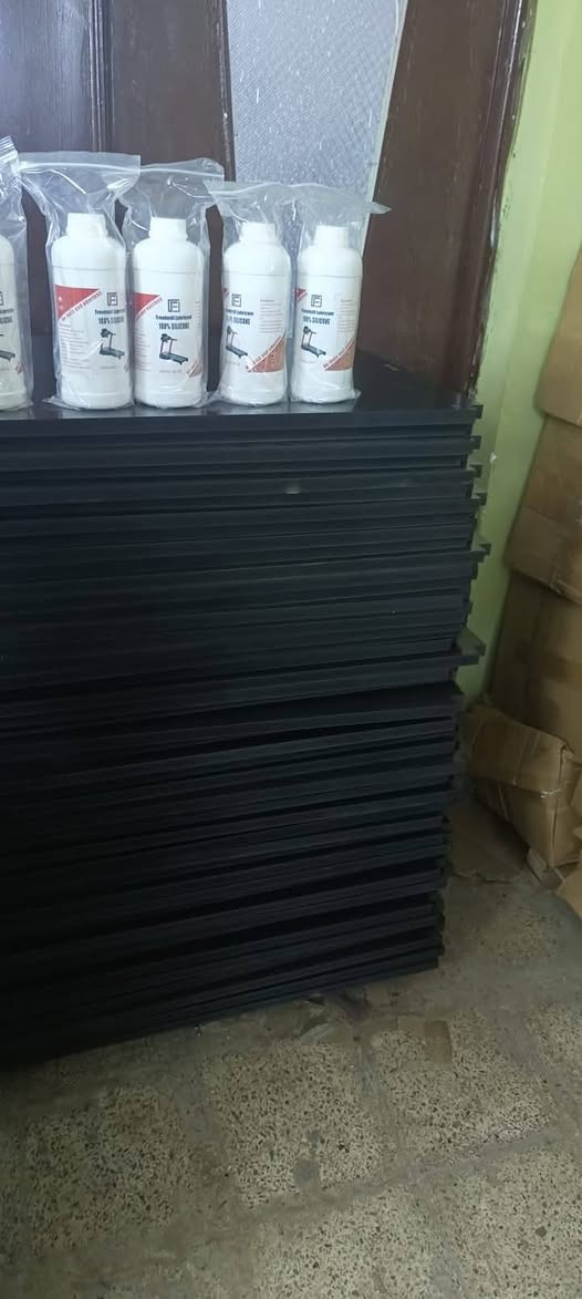 سلام عليكم يوجد صيانه موقعيه الاجهزه الجري قوايش وخشب كرتات عندك صيانه ماعليك بس اتصل ونحل مشكلتك اسعار تنافسيه مناسب ضمان الجوده ولعمل ‏‪***********‬‏

